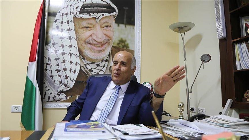 جبريل الرجوب: لم يتصل أي زعيم عربي بالرئيس عباس